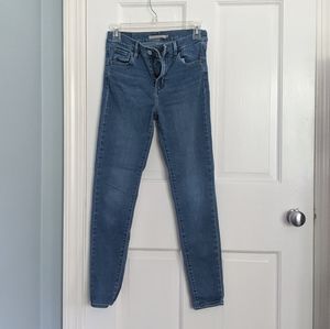720 High rise super skinny Levi jeans